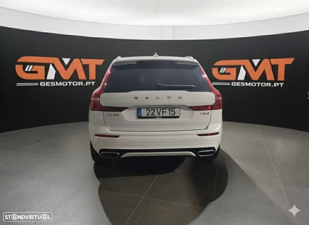 Volvo XC 60 2.0 T8 PHEV R-Design AWD - 5