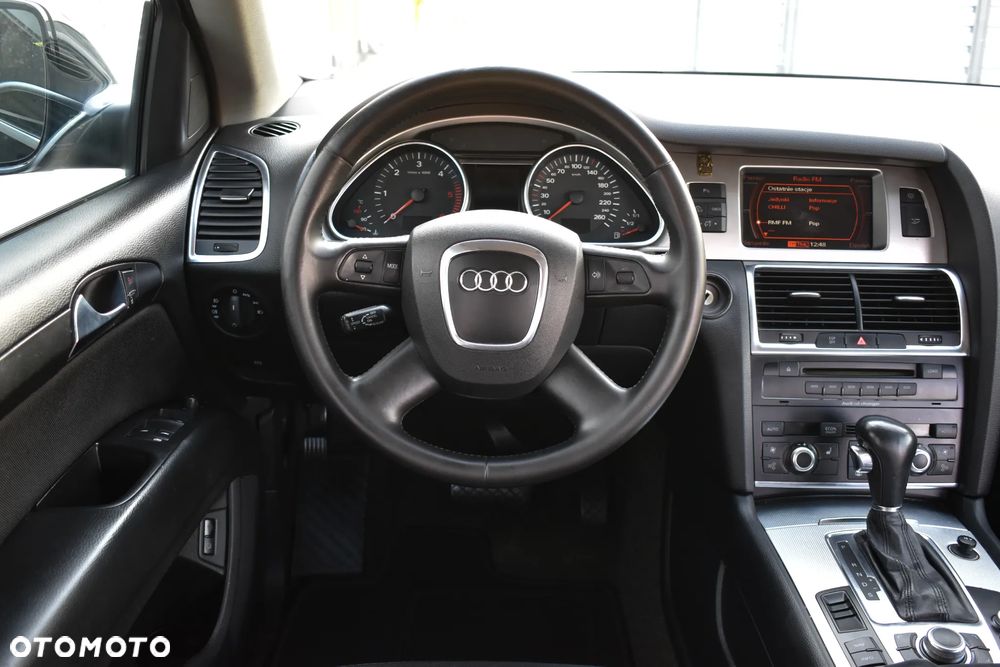Audi Q7 - 7