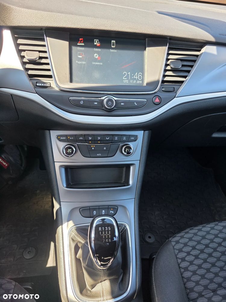 Opel Astra 1.6 CDTI Enjoy - 8