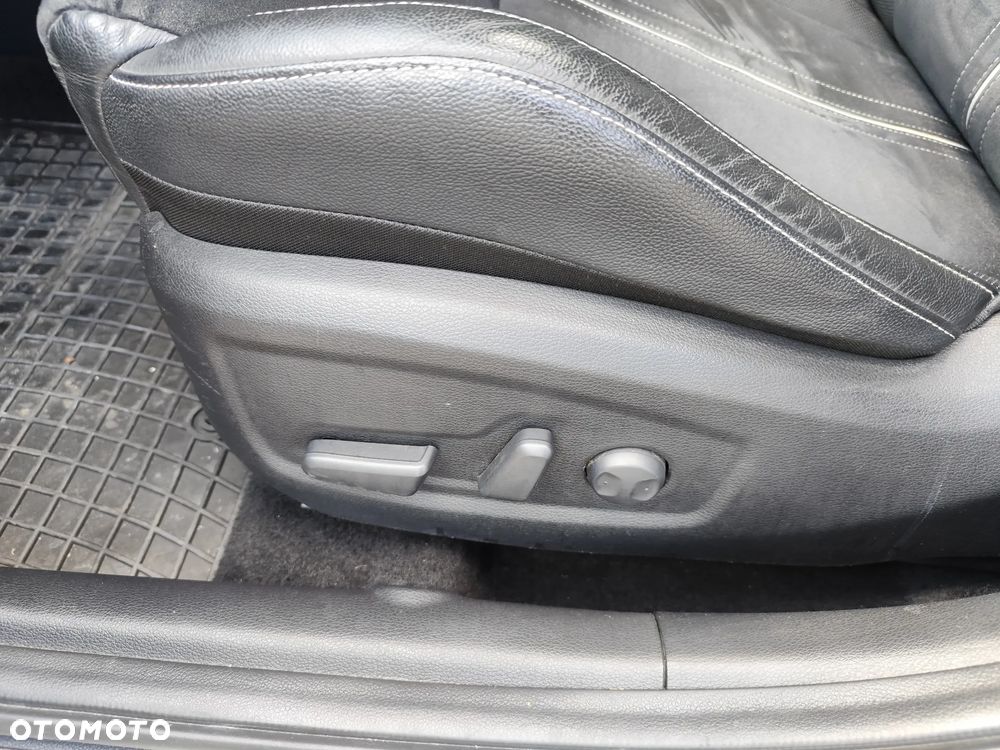 Kia ProCeed 1.5 T-GDI GT Line DCT - 24
