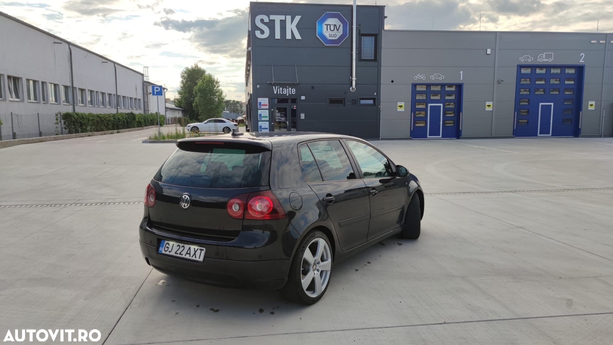 Volkswagen Golf 1.4 TSI GT Sport DSG - 5