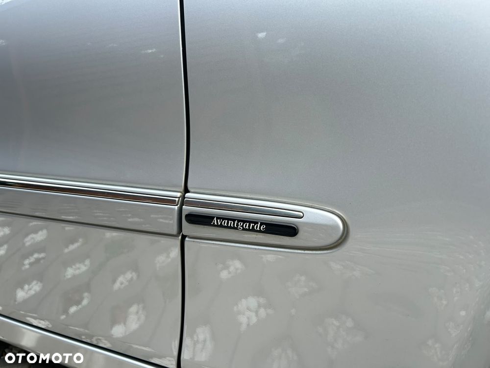 Mercedes-Benz Klasa E 320 CDI Avantgarde - 16