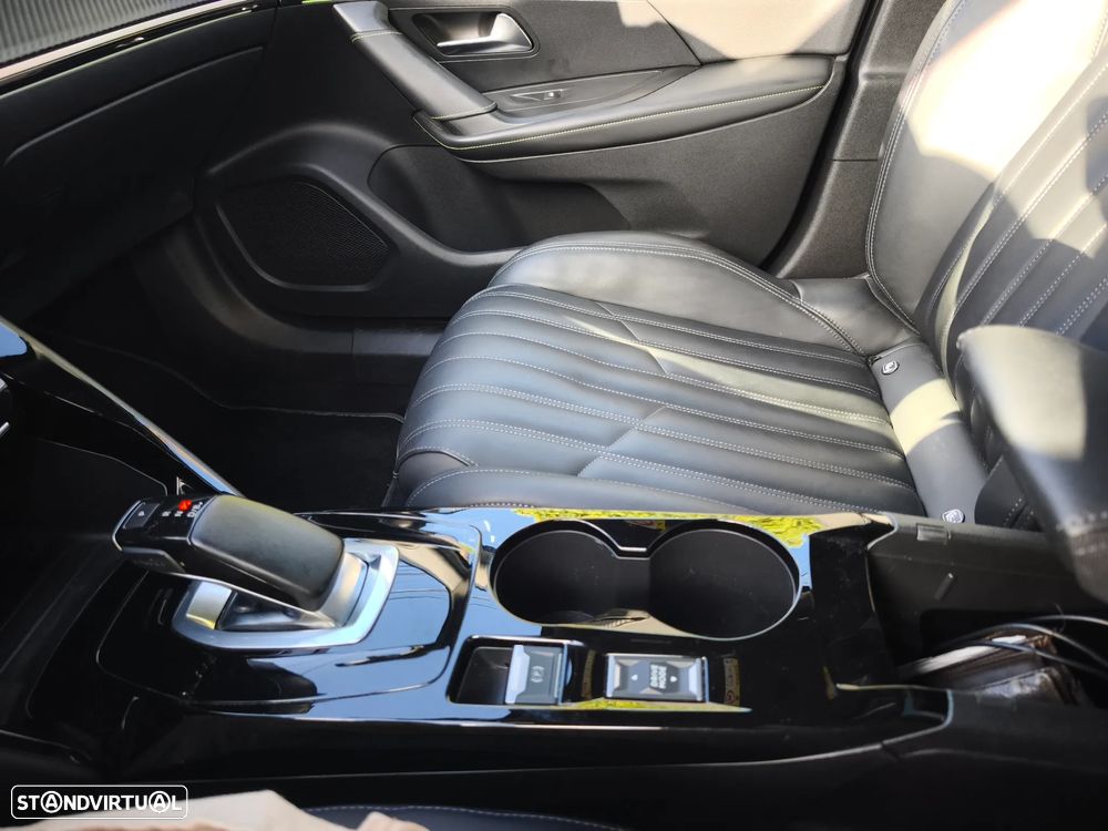 Peugeot e-2008 GT - 21