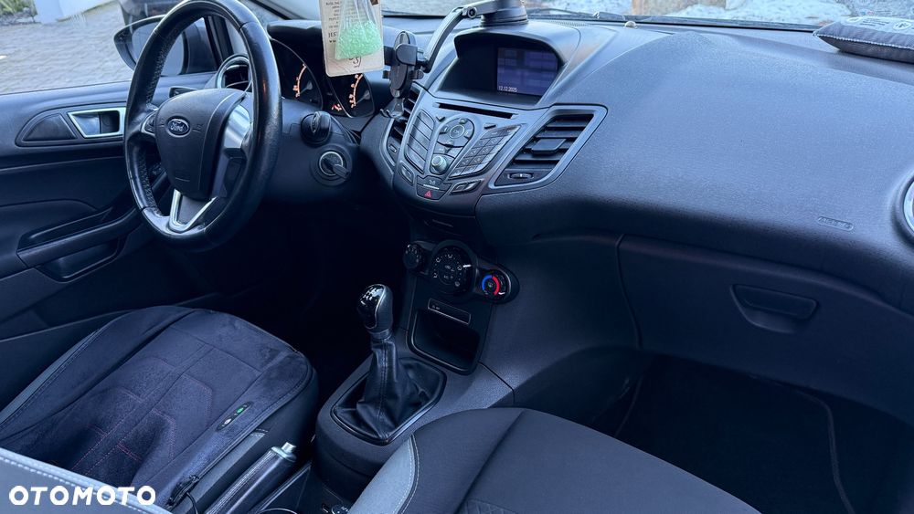 Ford Fiesta 1.5 TDCi Titanium EU6 - 7