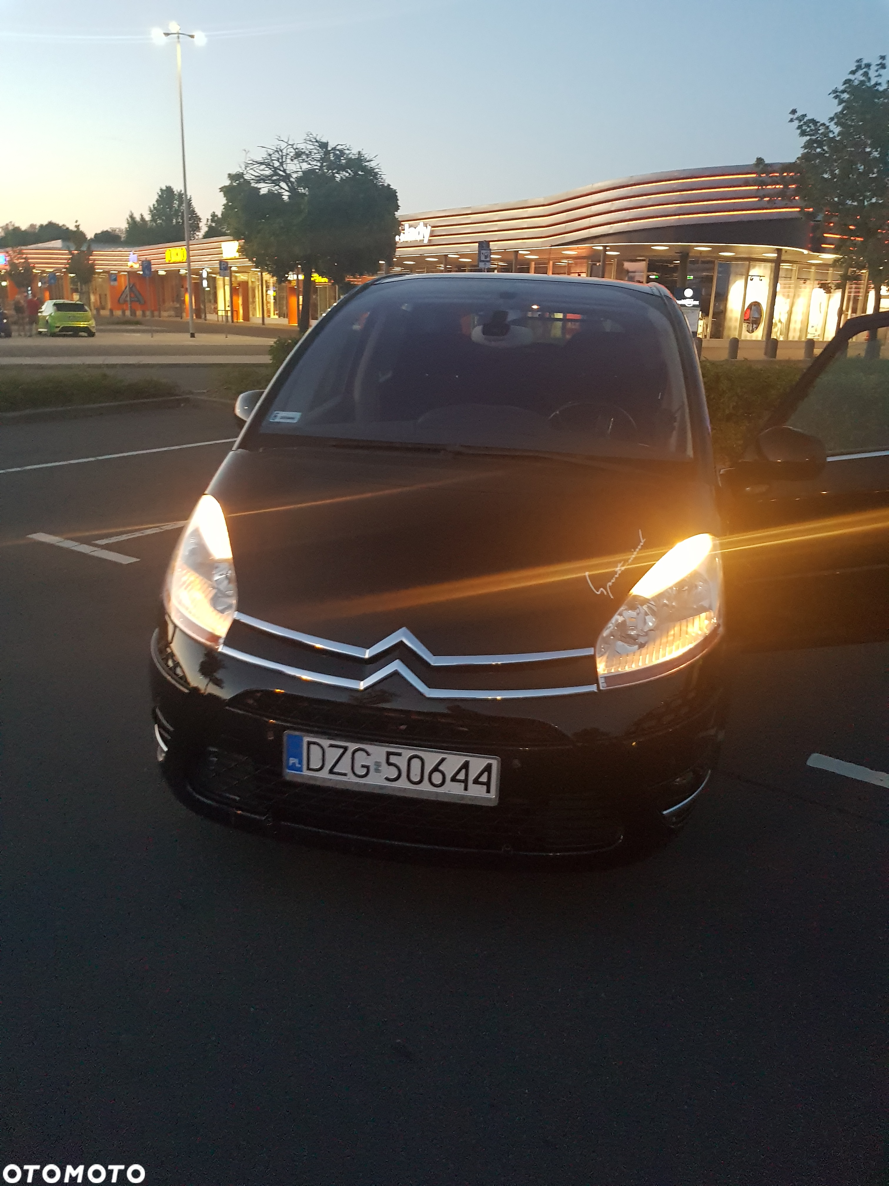 Citroën C4 Picasso - 8