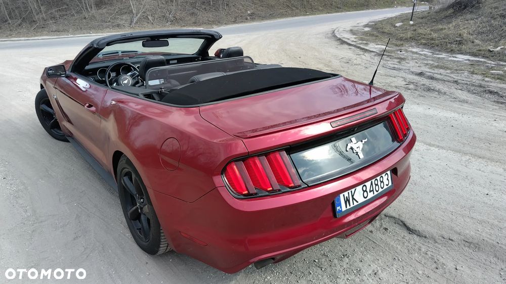Ford Mustang - 6