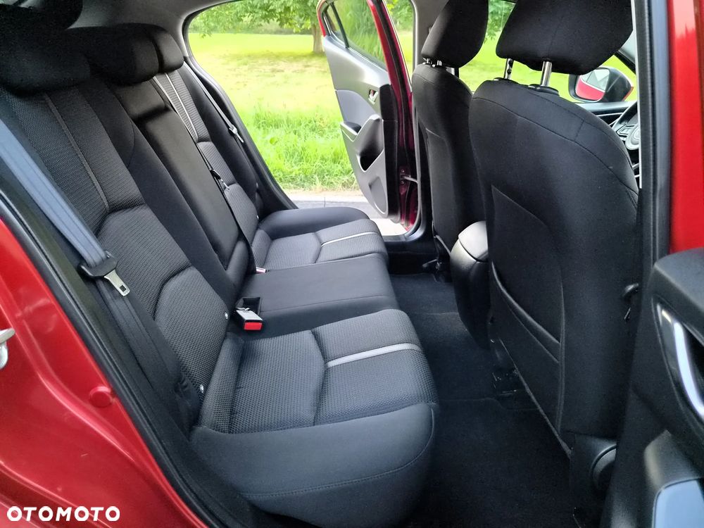 Mazda 3 SKYACTIV-G 120 Signature+ - 11