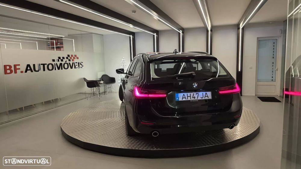 BMW 318 d Touring Auto - 15