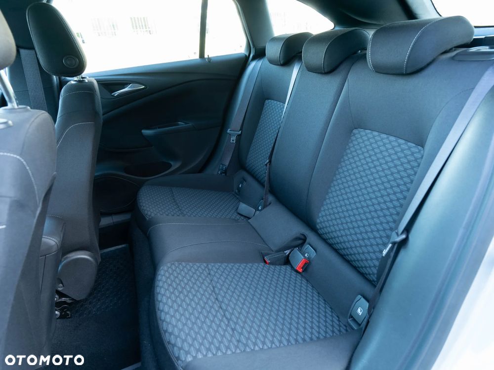 Opel Astra 1.4 T S&S - 16