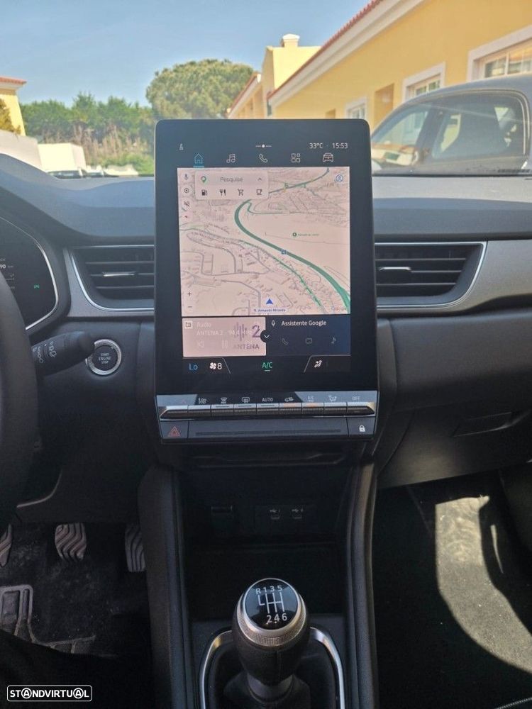 Renault Captur 1.0 TCe Techno Bi-Fuel - 9