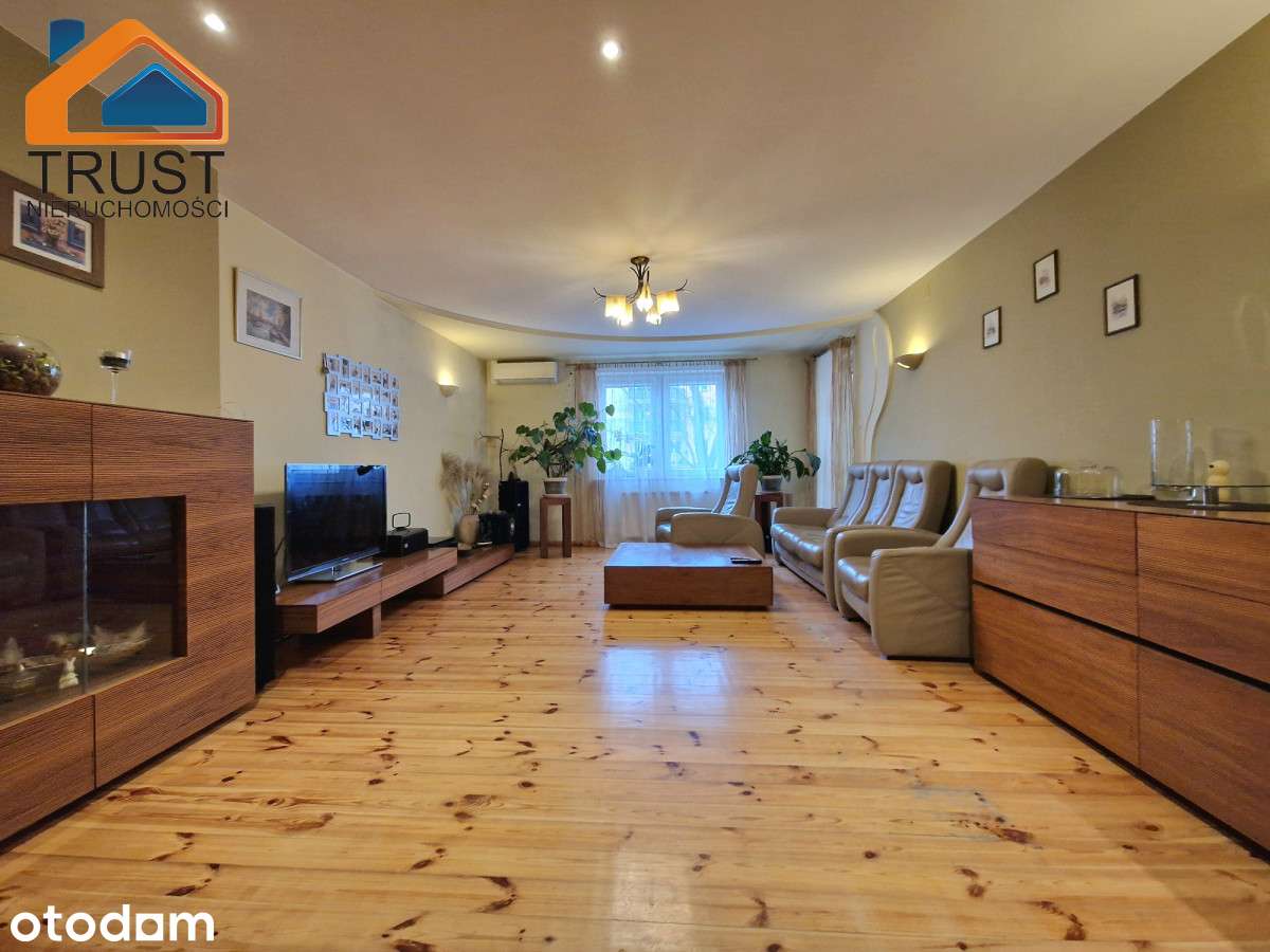 Przestronny apartament blisko centrum i parku!