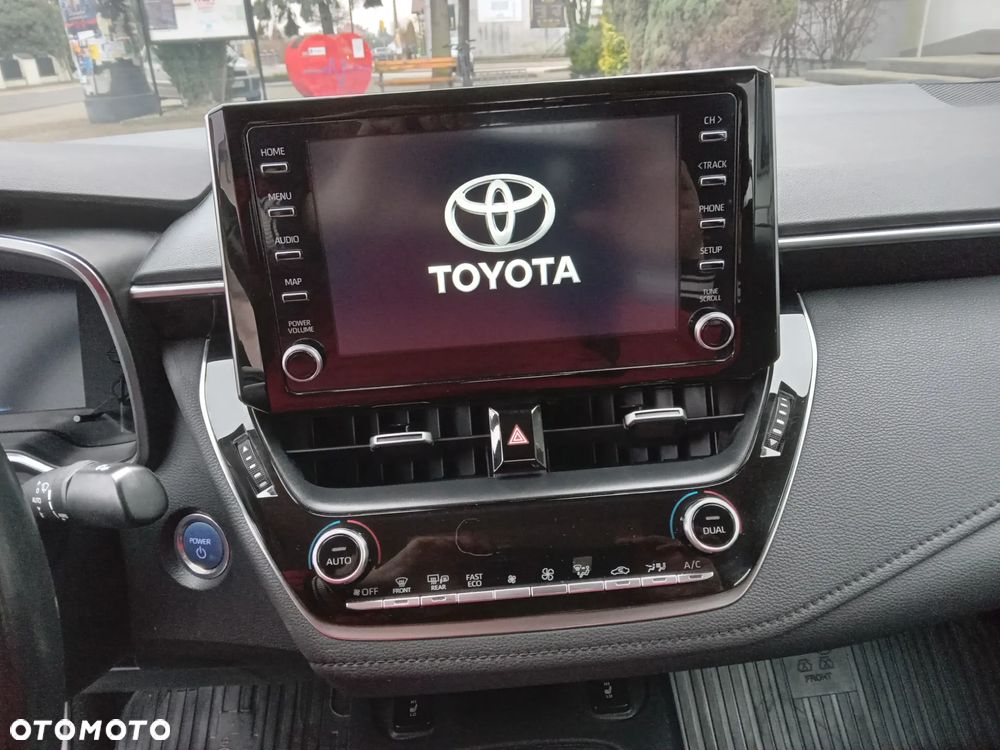 Toyota Corolla 1.8 Hybrid GPF Comfort - 16
