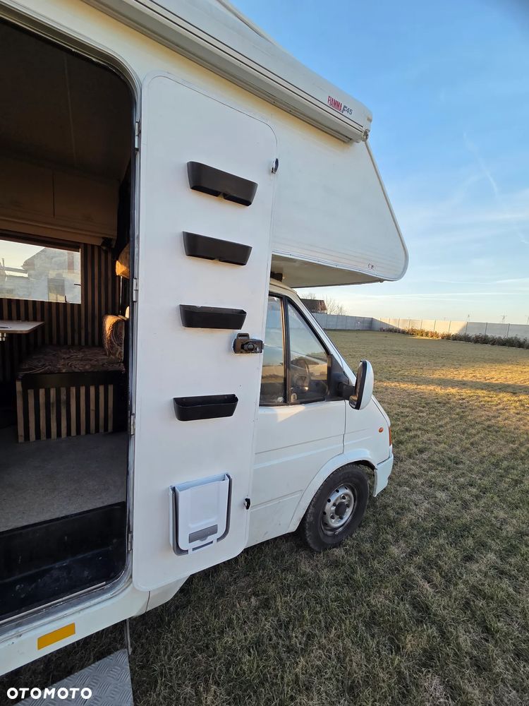 Ford Transit - 16