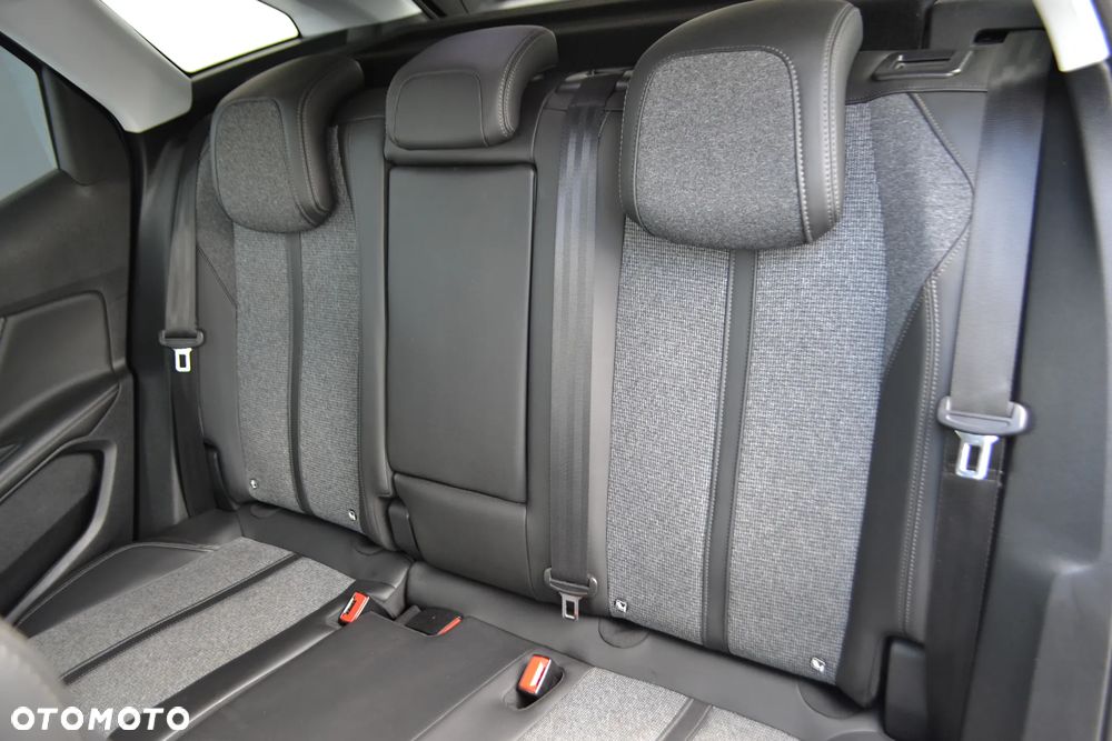 Peugeot 3008 - 24