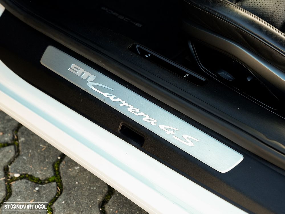 Porsche 911 (992) Carrera 4S Cabriolet PDK - 15