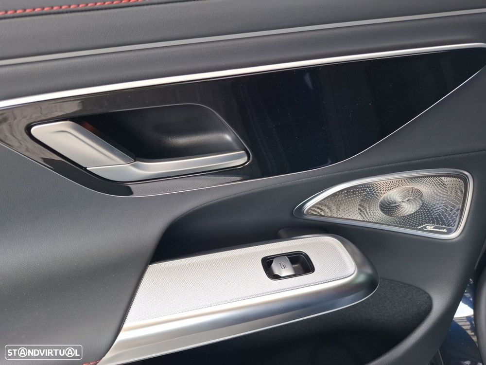 Mercedes-Benz E 53 AMG Hybrid 4Matic+ - 29