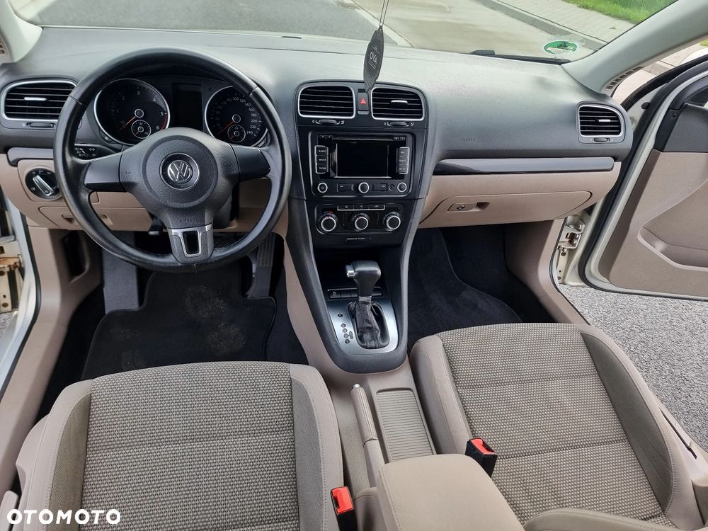 Volkswagen Golf - 5