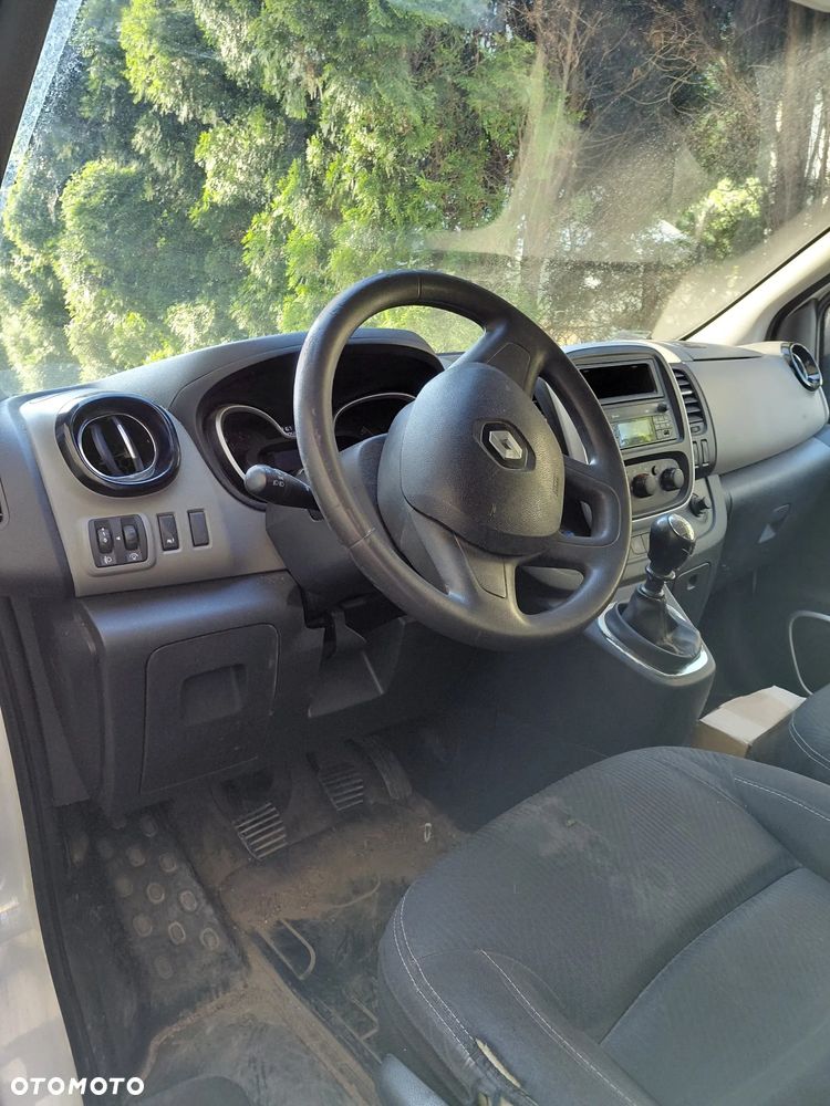 Renault trafic - 1