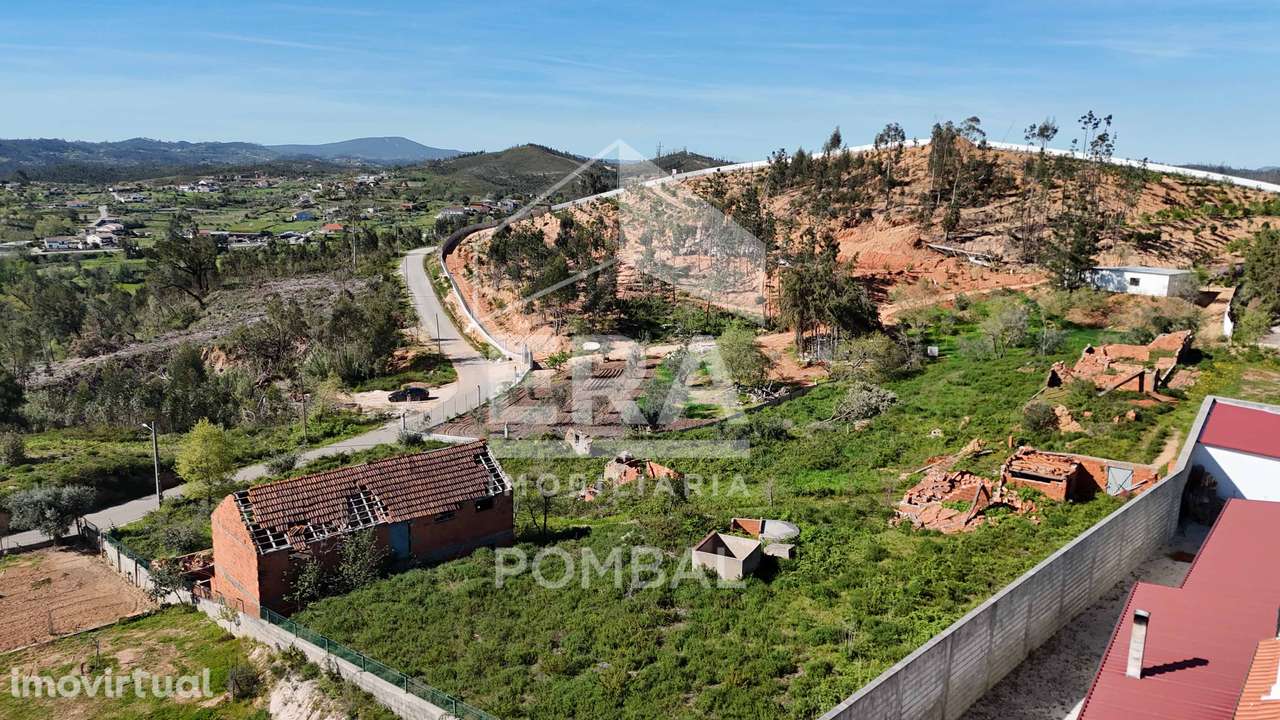 Conjunto de 3 Moradia, Almoster - Grande imagem: 4/24