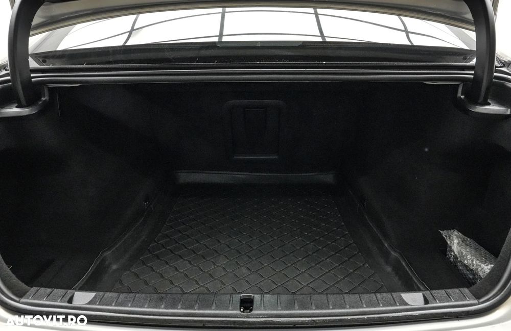 BMW Seria 7 730d xDrive - 30