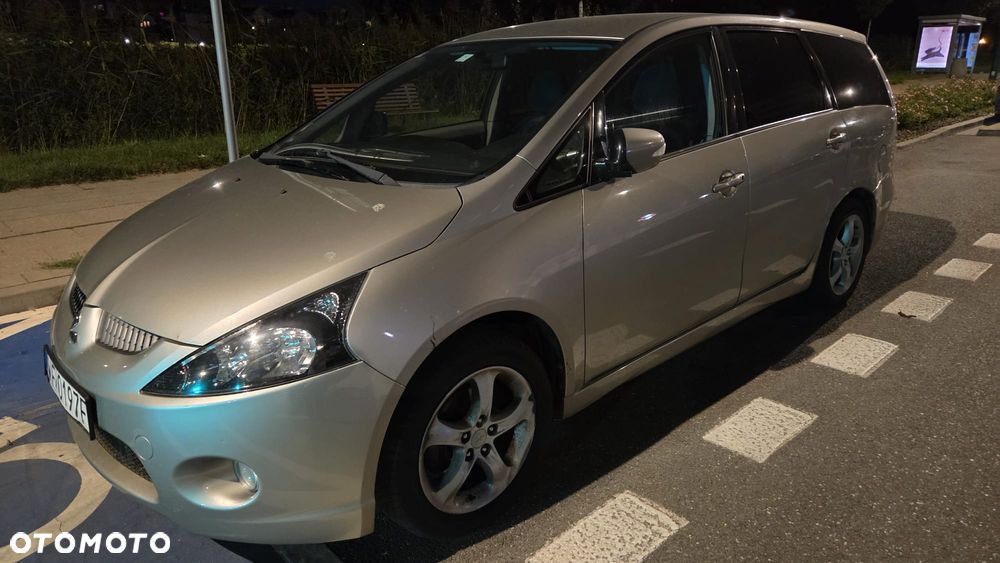 Mitsubishi Grandis 2.0 DID Intense - 4