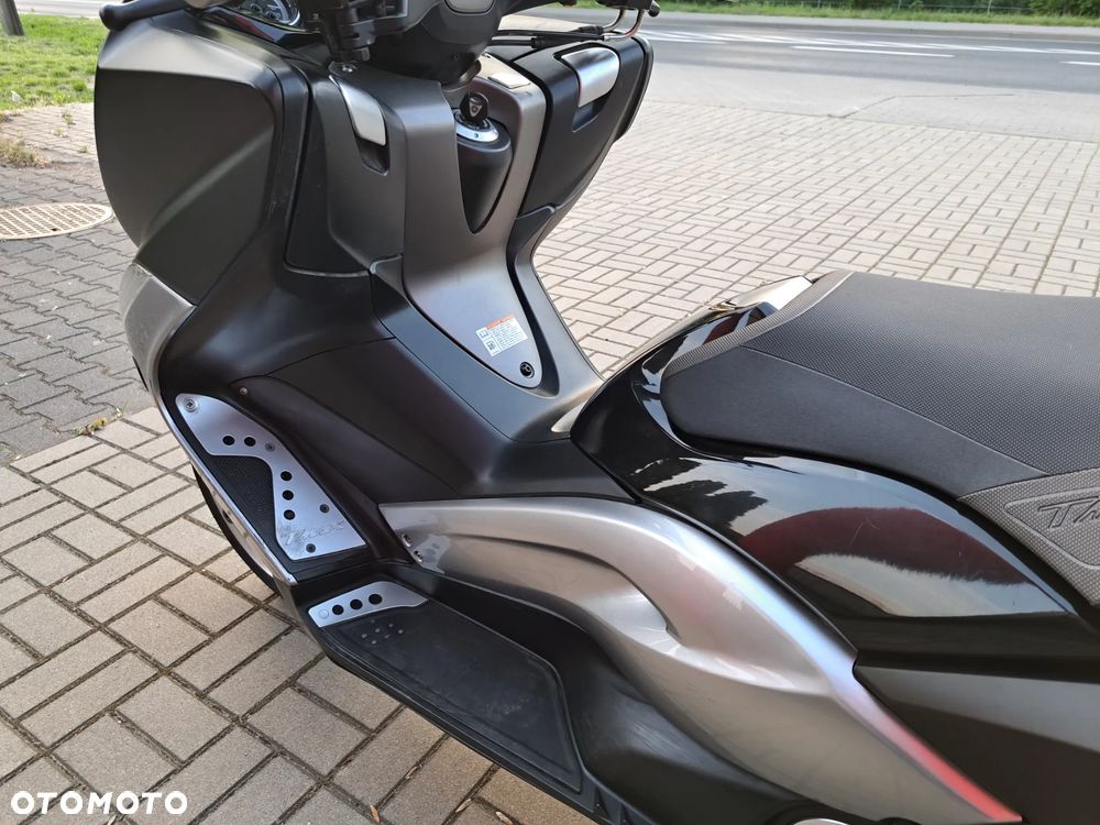 Yamaha Tmax - 5