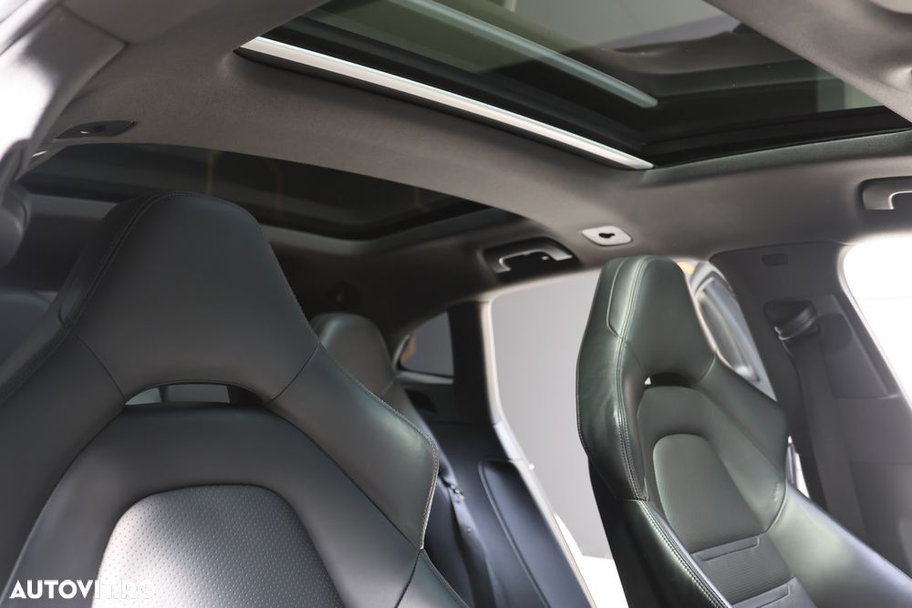 Porsche Panamera 4S Sport Turismo - 7
