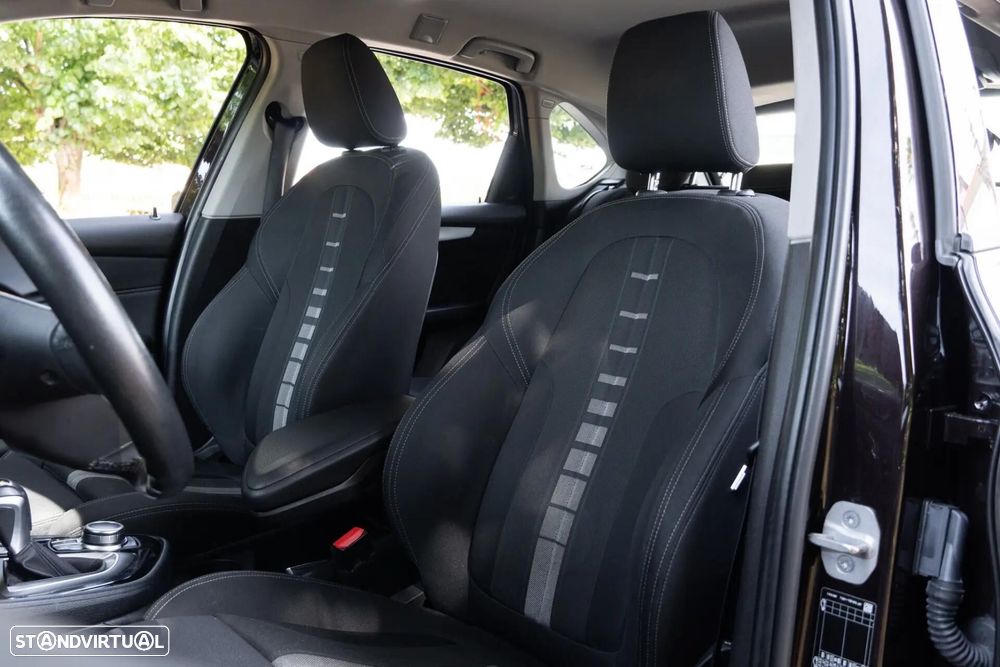 BMW 225xe Active Tourer iPerformance Sport Line - 9
