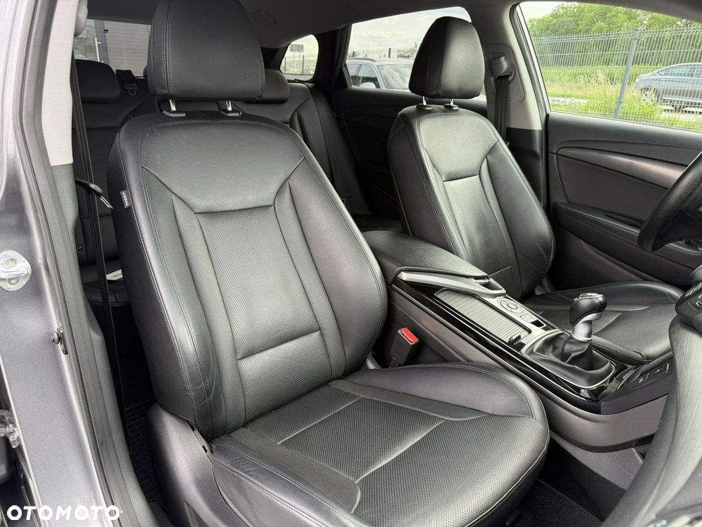 Hyundai i40 Kombi 1.7 CRDi Premium - 15