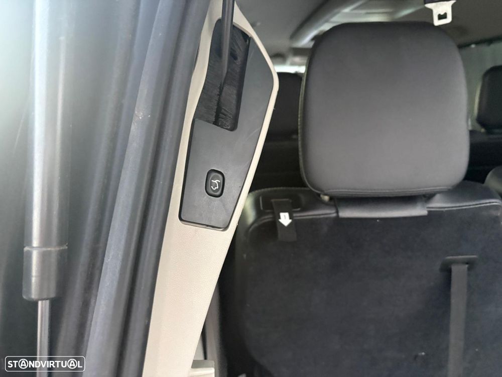 Lancia Voyager 2.8 CRD Gold - 24