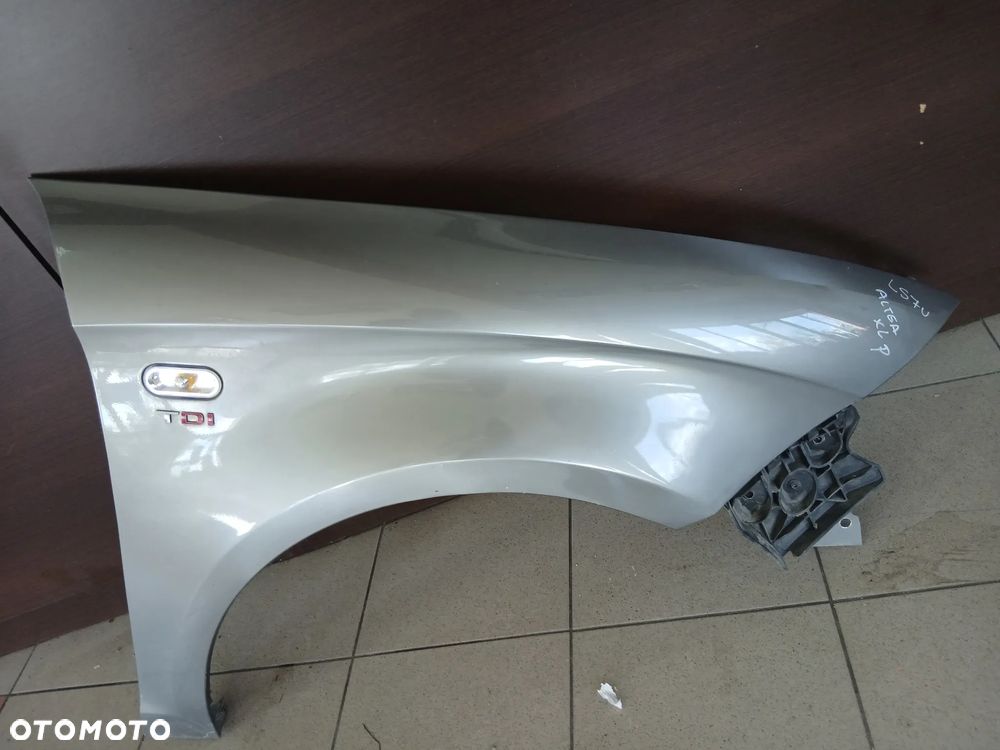 Seat Altea Xl Błotnik Przód Przedni Prawy Kod Lakieru LS7U - 2