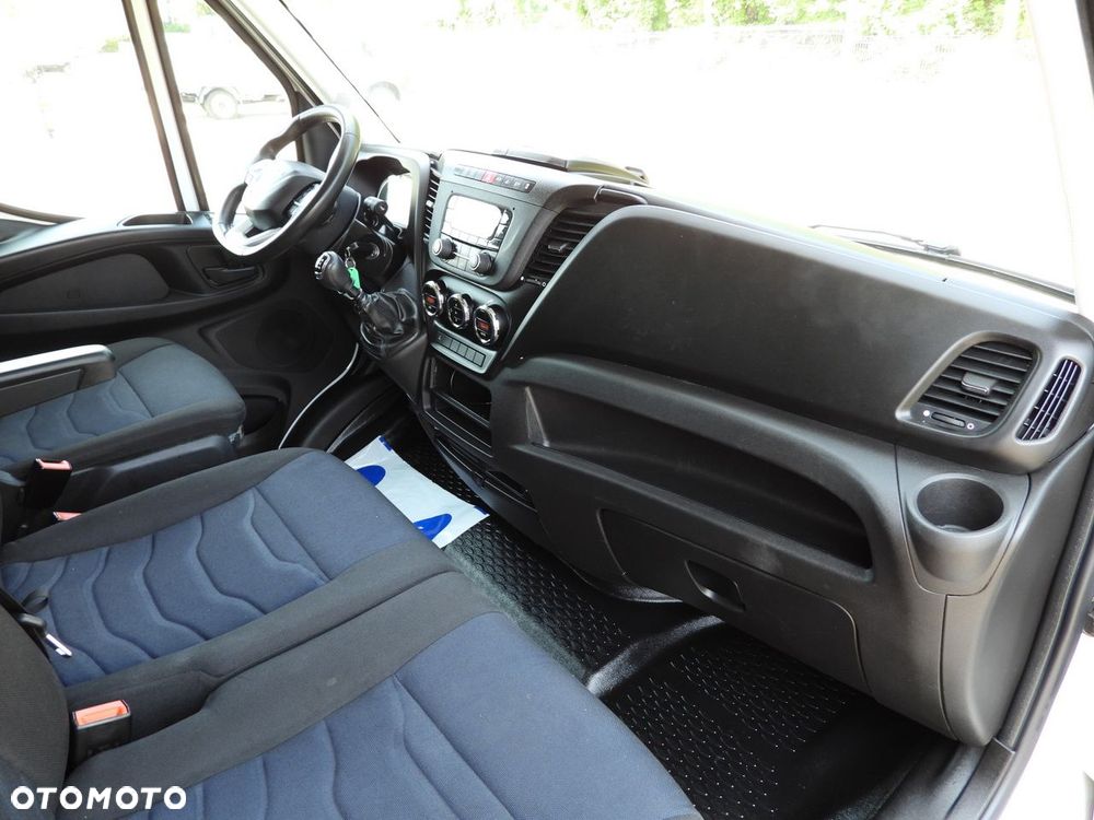 Iveco DAILY 35S18 PLANDEKA 10 PALET WEBASTO TEMPOMAT LEDY PNEUMATYKA KLIMATYZACJA  180KM - 40