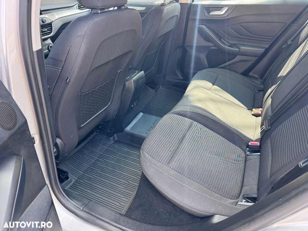 FORD Focus 2021 — imagine 19