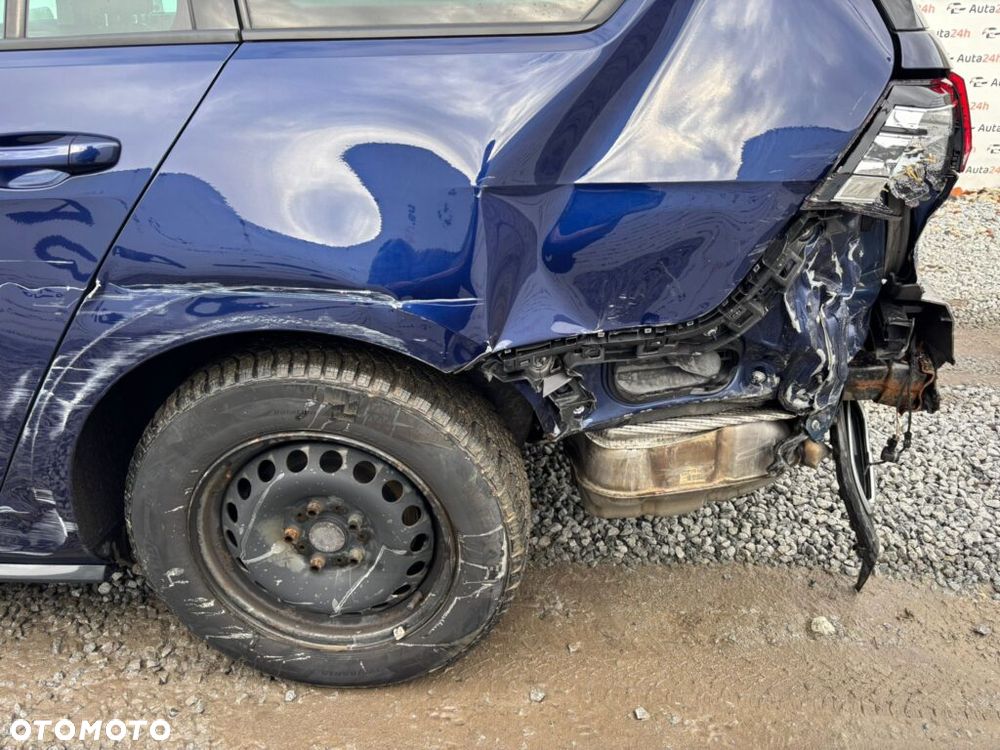 Volkswagen Golf Variant 2.0 TDI (BlueMotion Technology) DSG Comfortline - 11