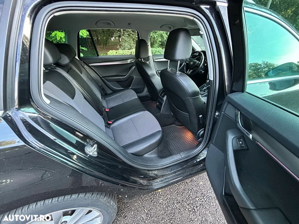 Skoda Octavia 2.0 TDI DSG Ambition - 15