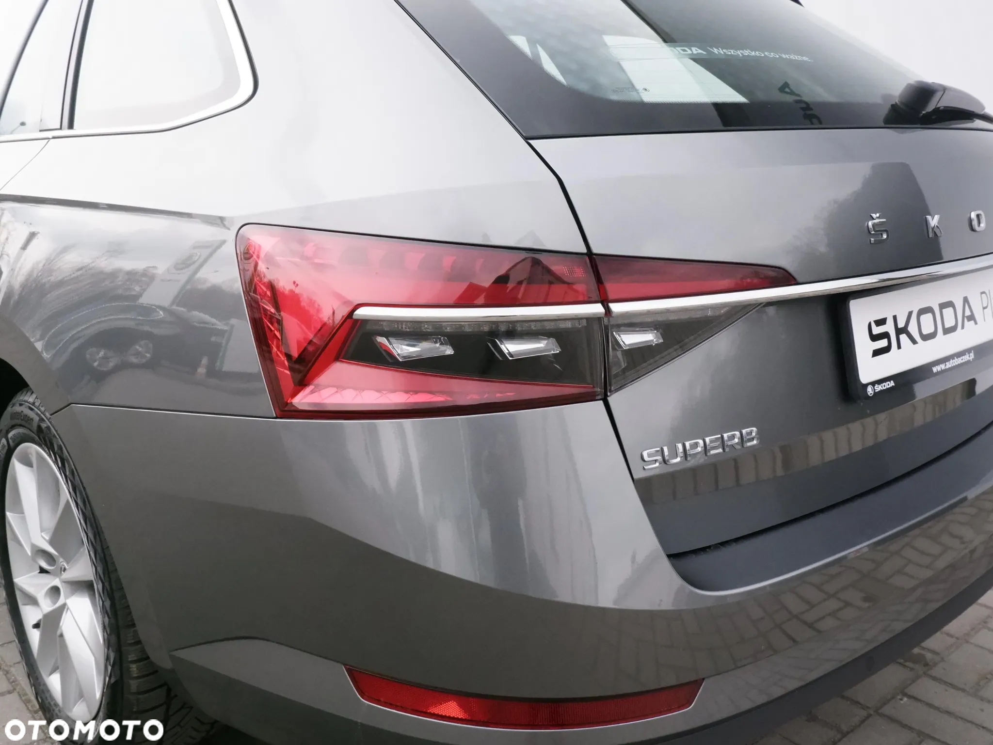 Skoda Superb 2.0 TSI Ambition DSG - 10