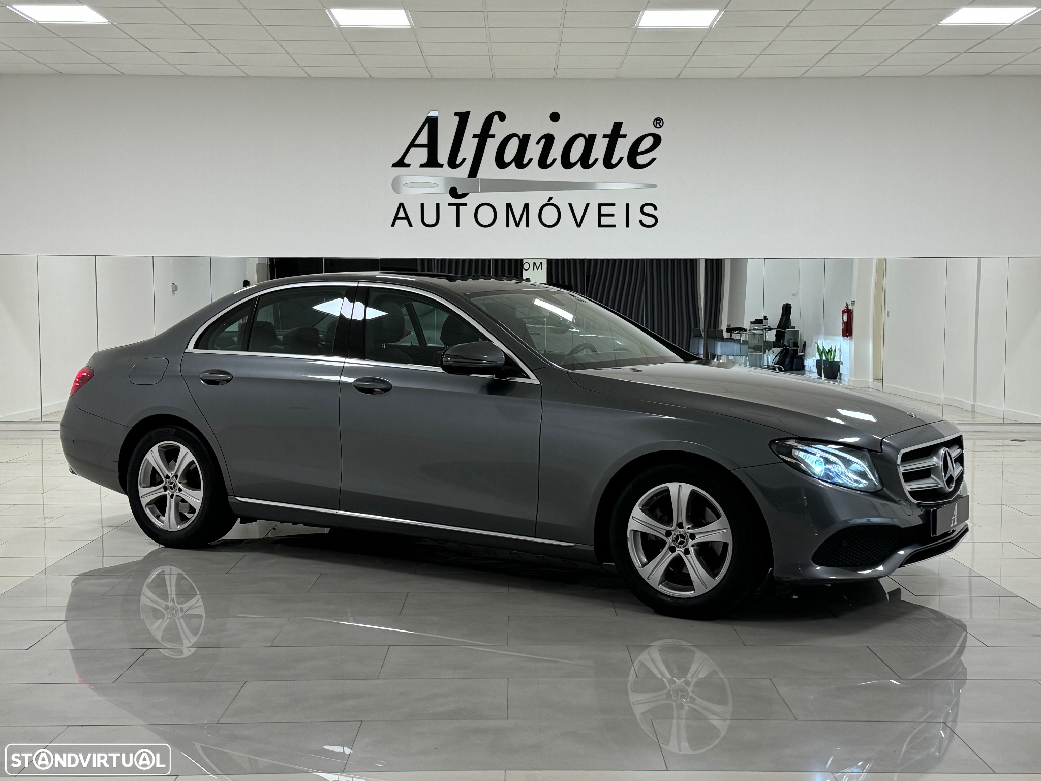 Mercedes-Benz E 220 d Exclusive - 12