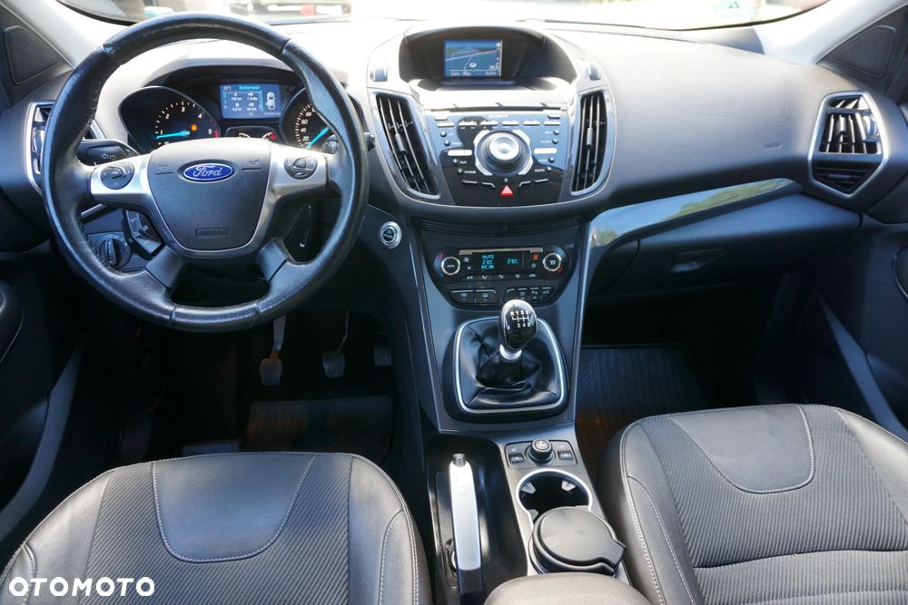 Ford Kuga 2.0 TDCi 2x4 Titanium - 13