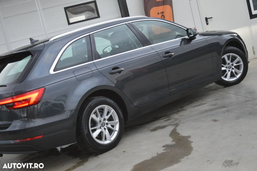 Audi A4 2.0 TDI S tronic - 23