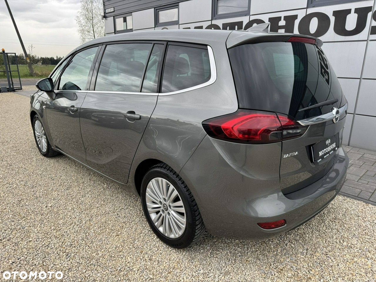 Opel Zafira - 9