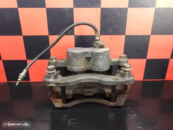 Pinça Travão Frente Esquerda Isuzu Elf - 2