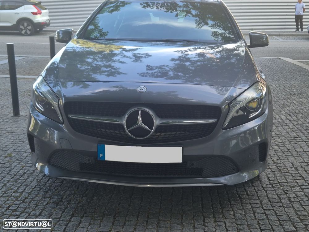 Mercedes-Benz A 180 Urban - 2