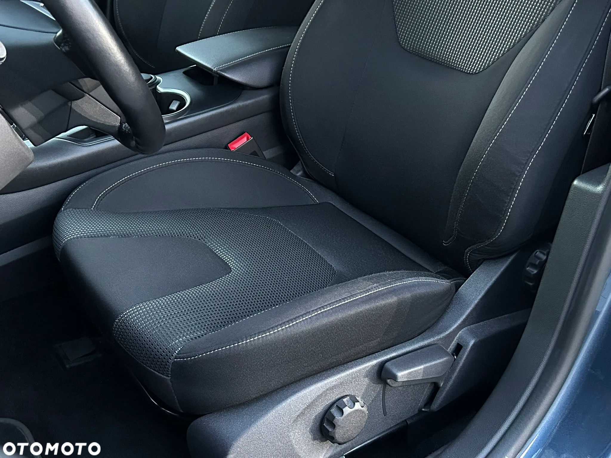 Ford Mondeo Turnier 2.0 Ti-VCT Hybrid Titanium - 31