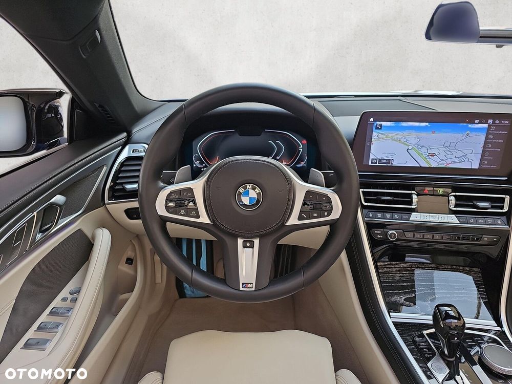 BMW Seria 8 - 15