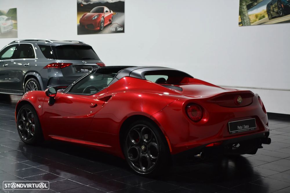 Alfa Romeo 4C Spider 1750 TBi - 11
