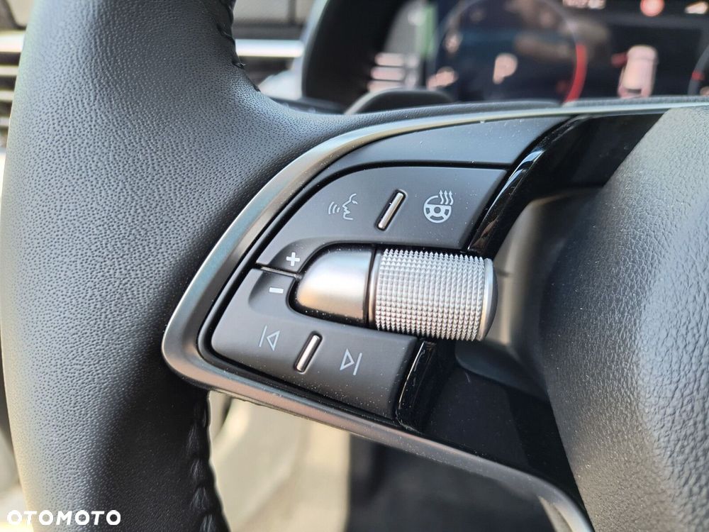 Skoda Scala 1.0 TSI Edition 130 DSG - 32