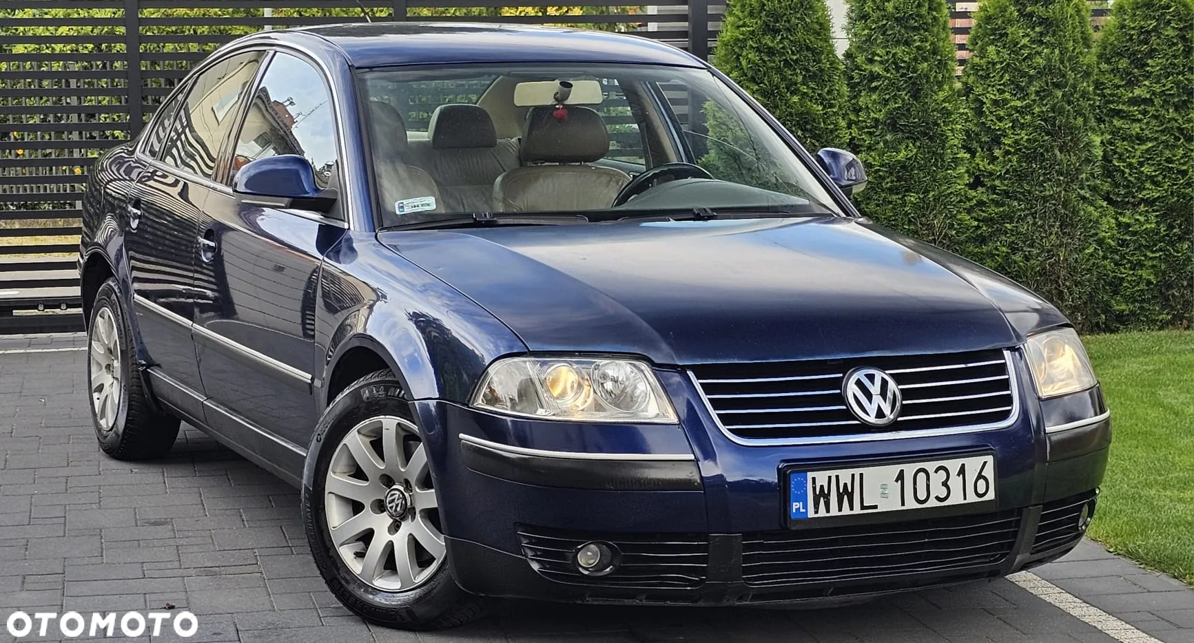 Volkswagen Passat 1.9 TDI Highline - 2