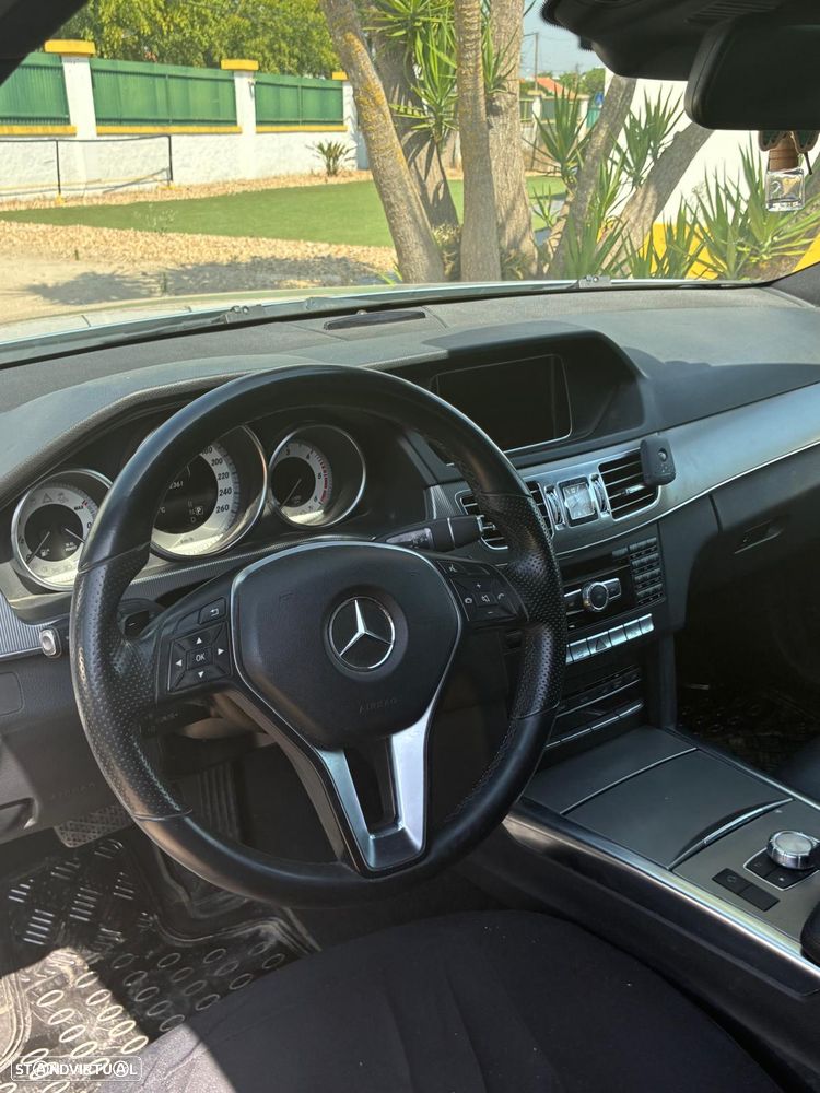 Mercedes-Benz E 300 Bluetec Hybrid Avantgarde - 3