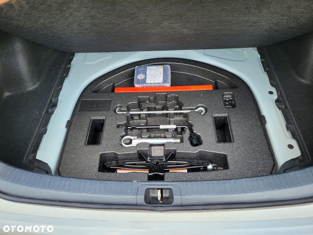 Toyota Corolla 1.5 Comfort - 16
