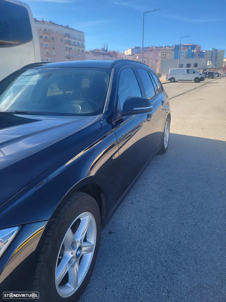 BMW 318 d Touring Aut. Sport Line - 7